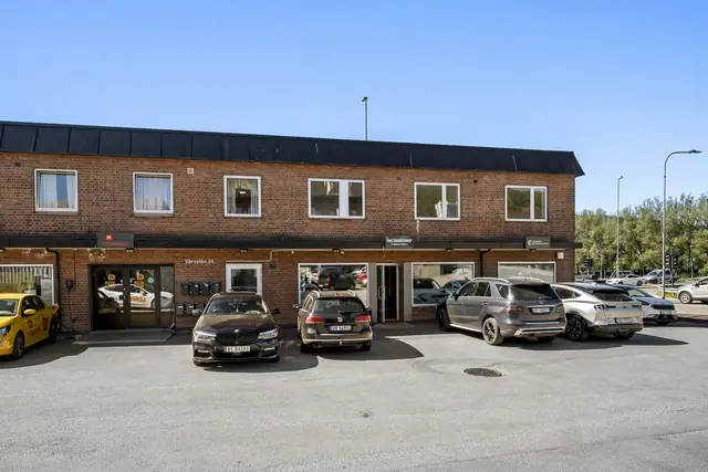 Boligen ligger i 2 etasje sentralt på Åssiden