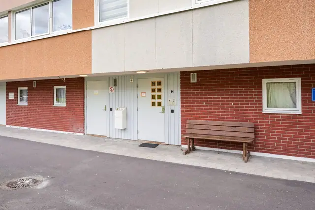 Velholdt bolig med attraktiv beliggenhet.