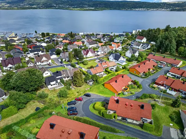Her bor du fredelig og solrikt på attraktive Åskollen.
