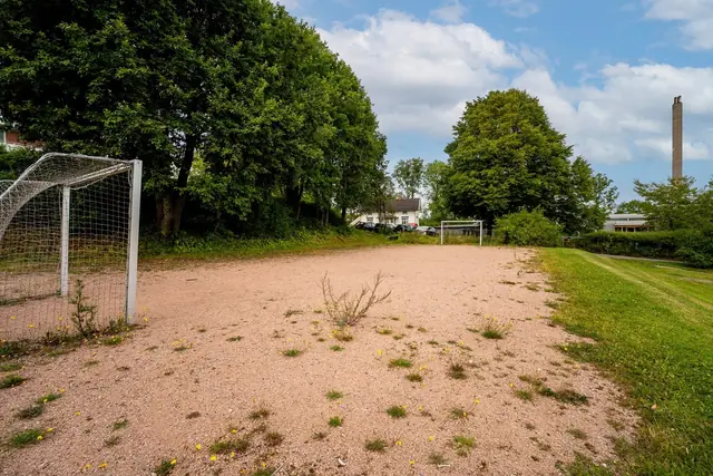 Felles uteområde med fotballbane!