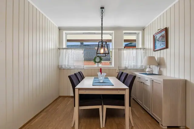 Spiseplass på kjøkkenet